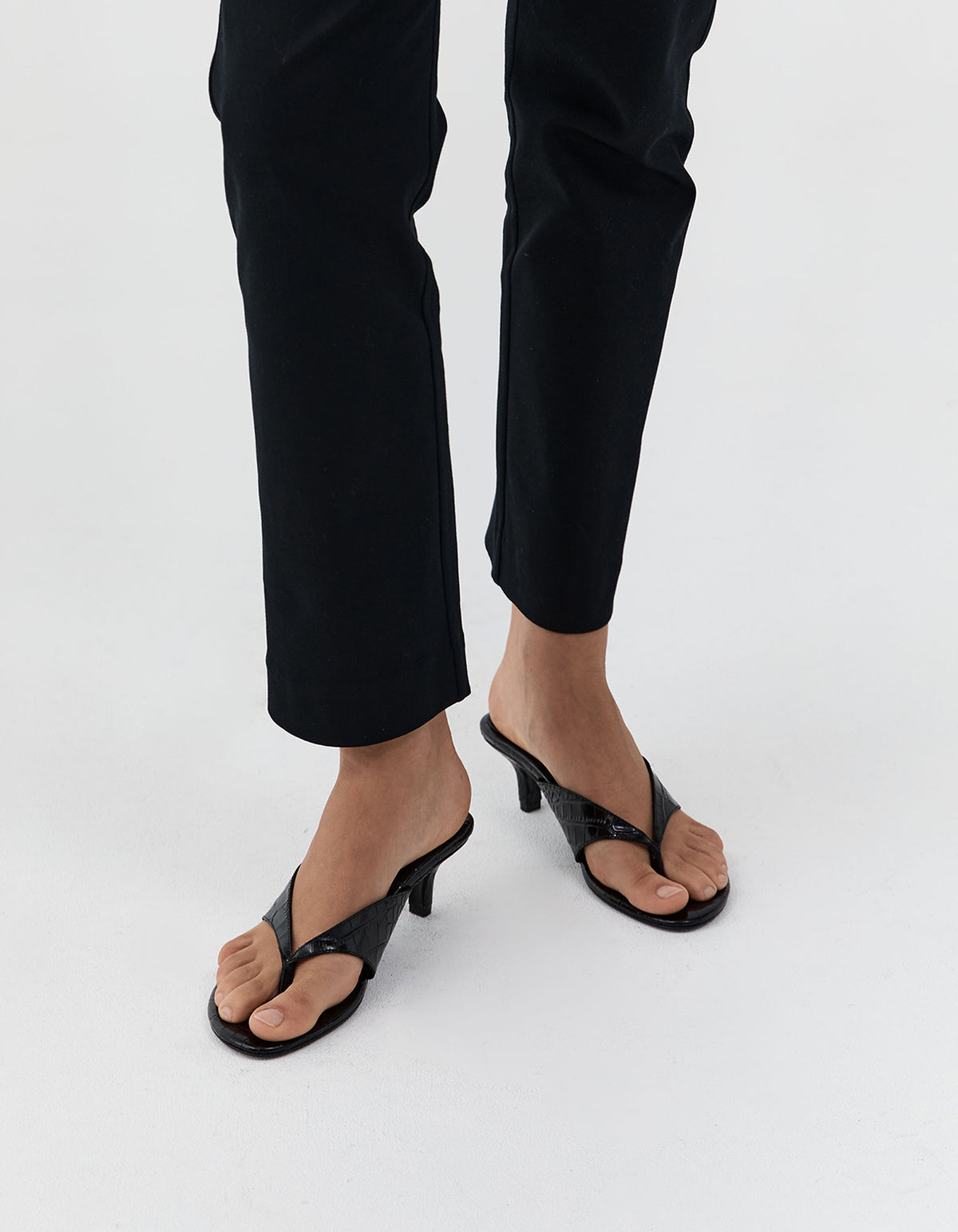 Everyday Thong Heel 50 - Croc Embossed Black