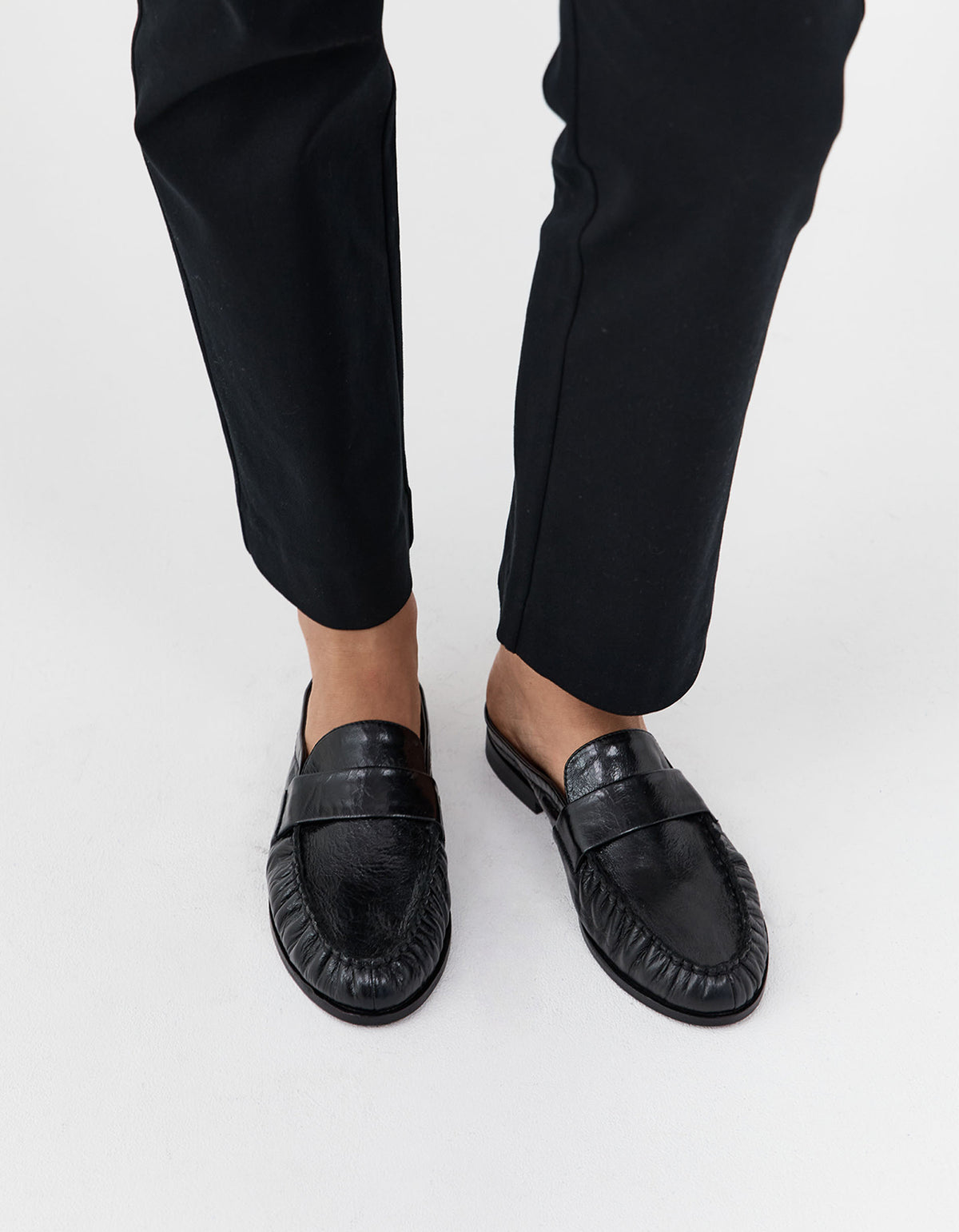 Oma Loafer - Black