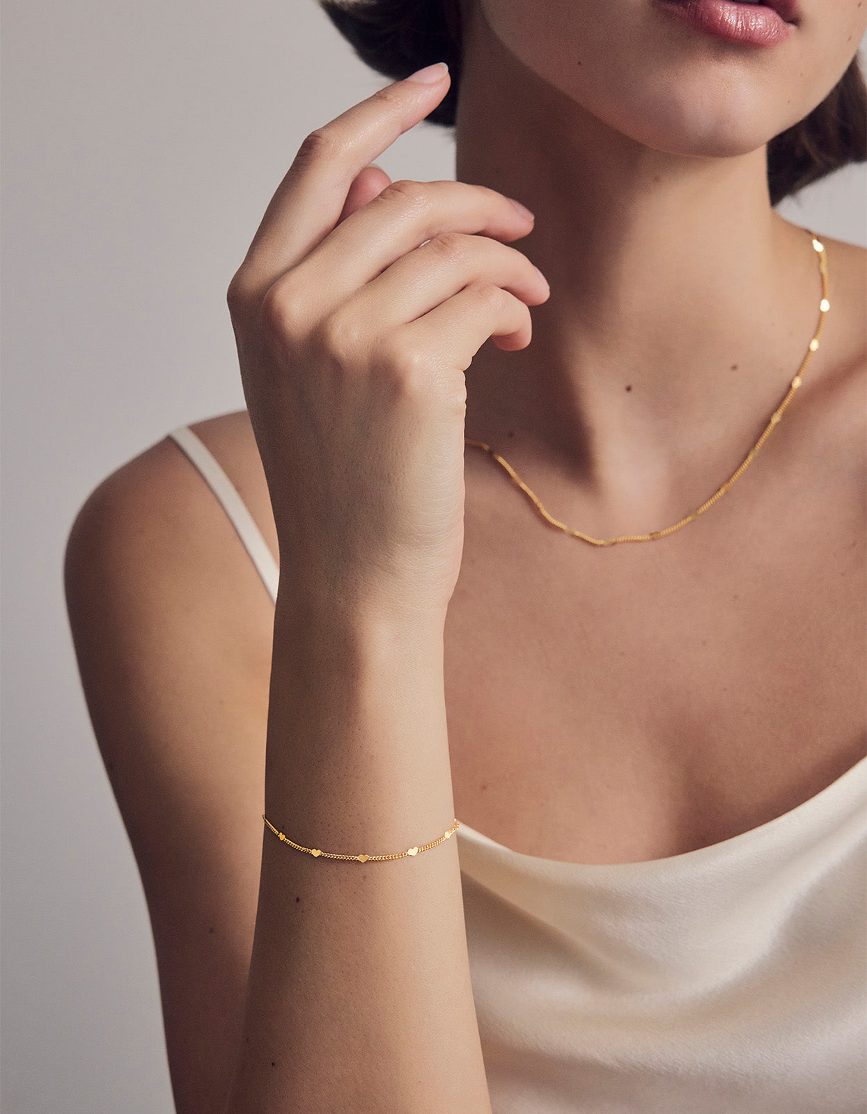 Fine Heart Chain Bracelet - Gold