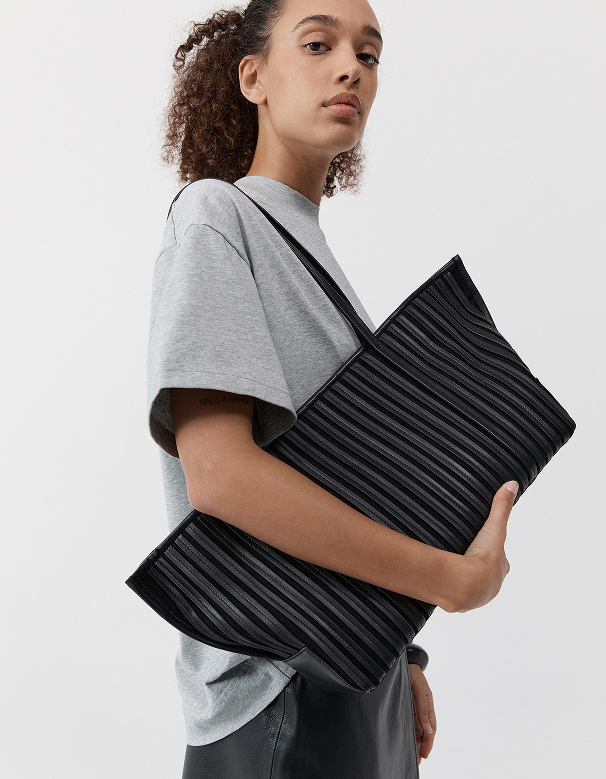 Linea Stitch Bateau Tote - Black