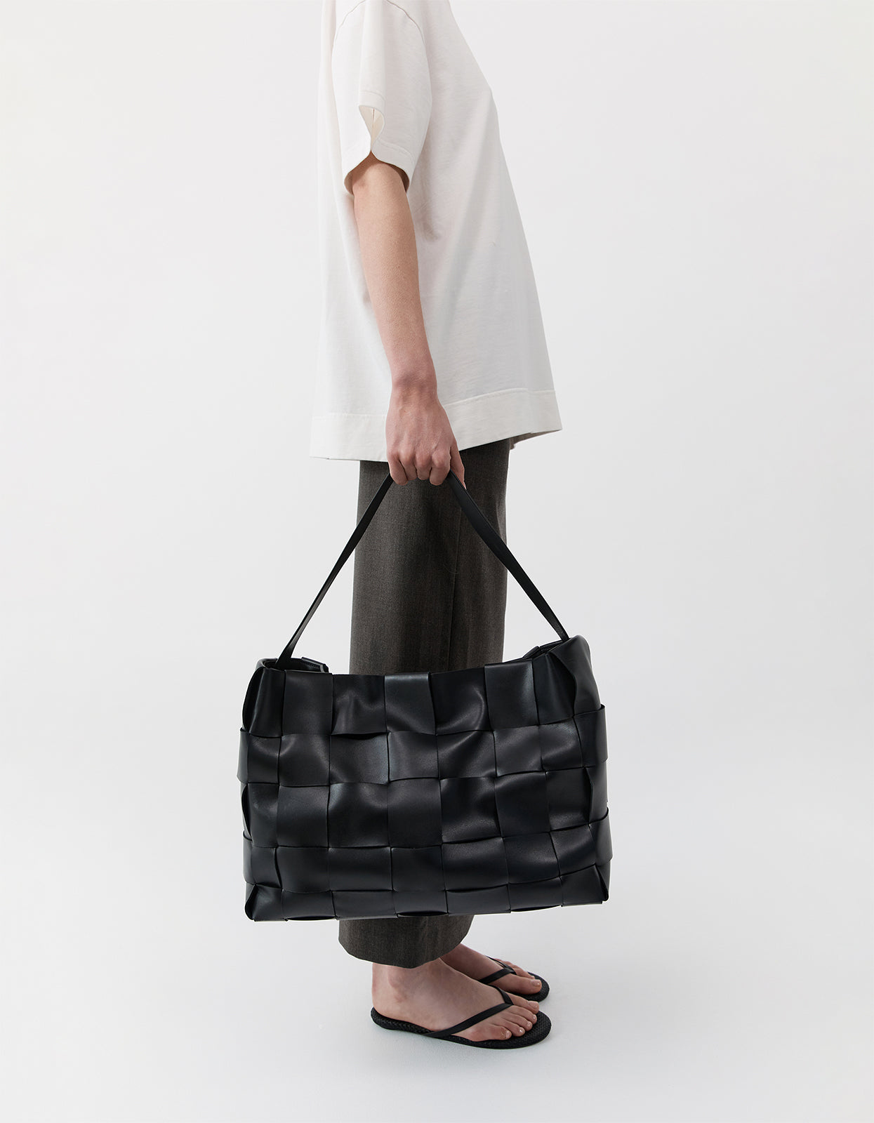 Woven Large Tote - Black