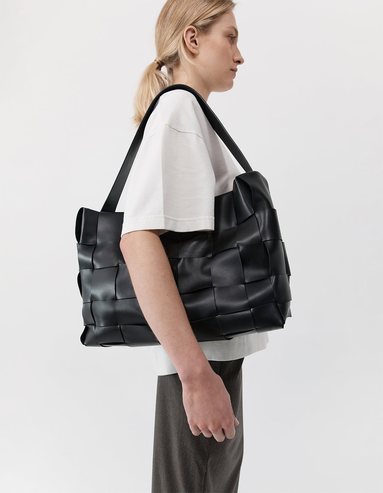 Woven Large Tote - Black