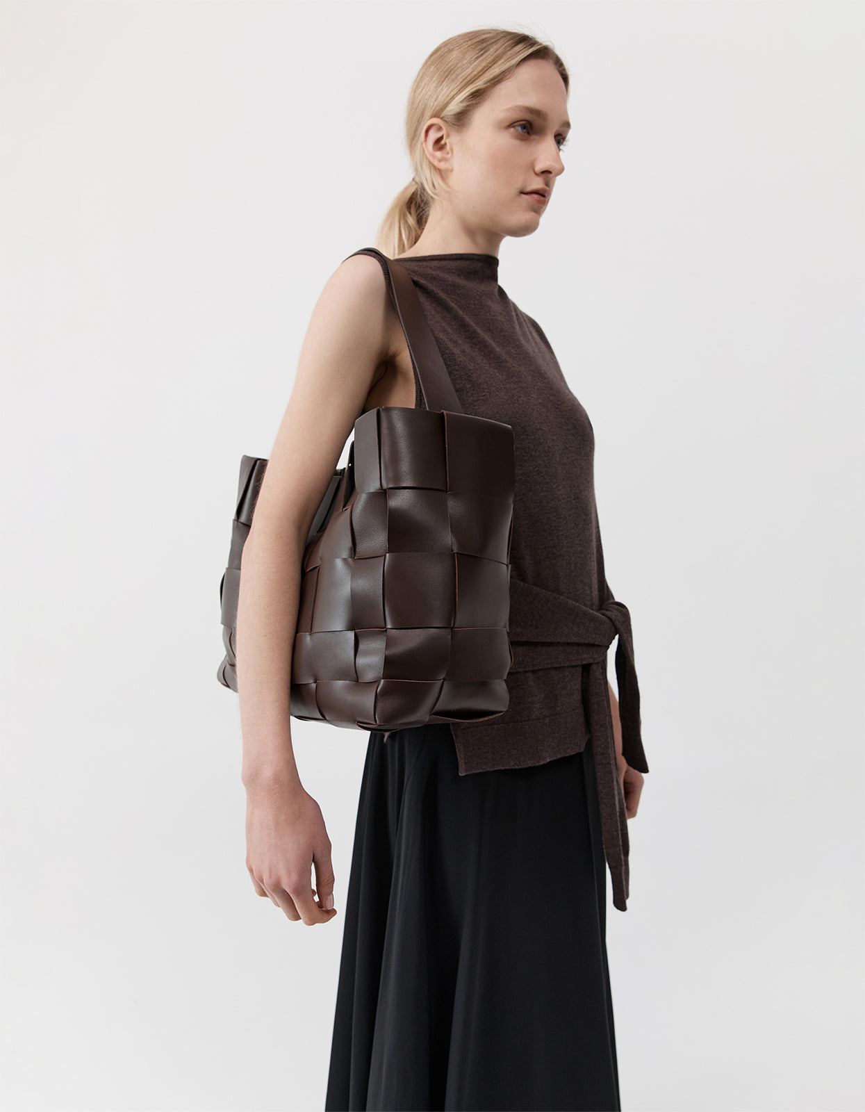 Woven Large Tote - Chocolate