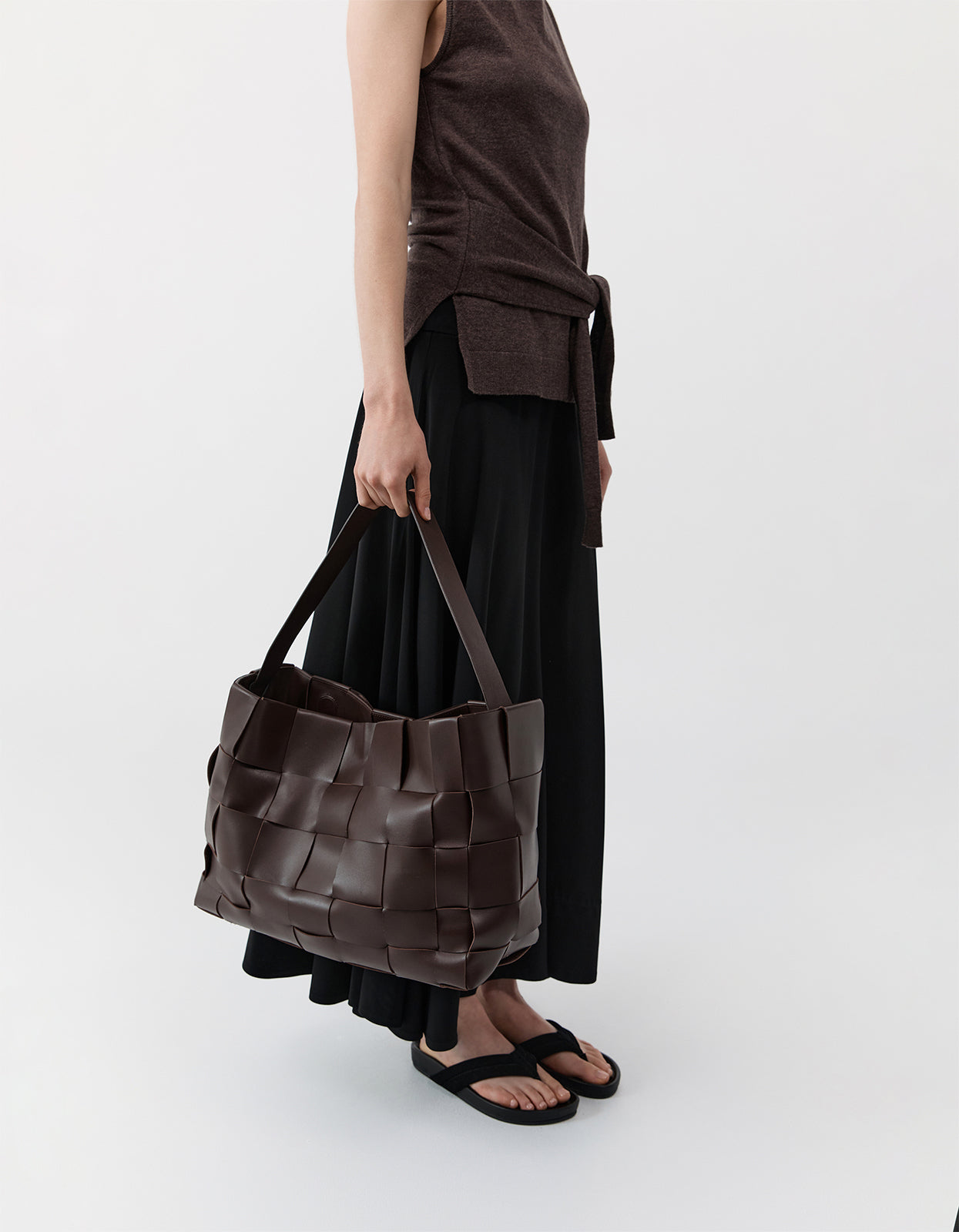 Woven Large Tote - Chocolate