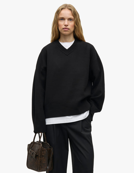 Salissy V-Neck 15825 - Black