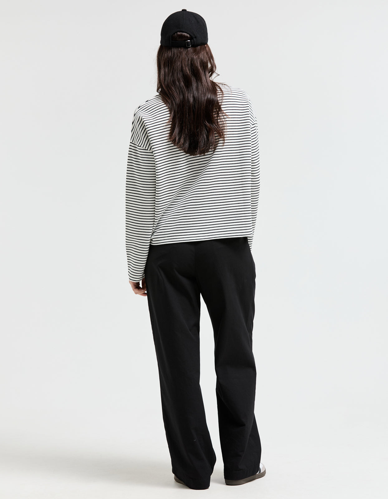 The Sky Stripe Long Sleeve Tee - Black/White