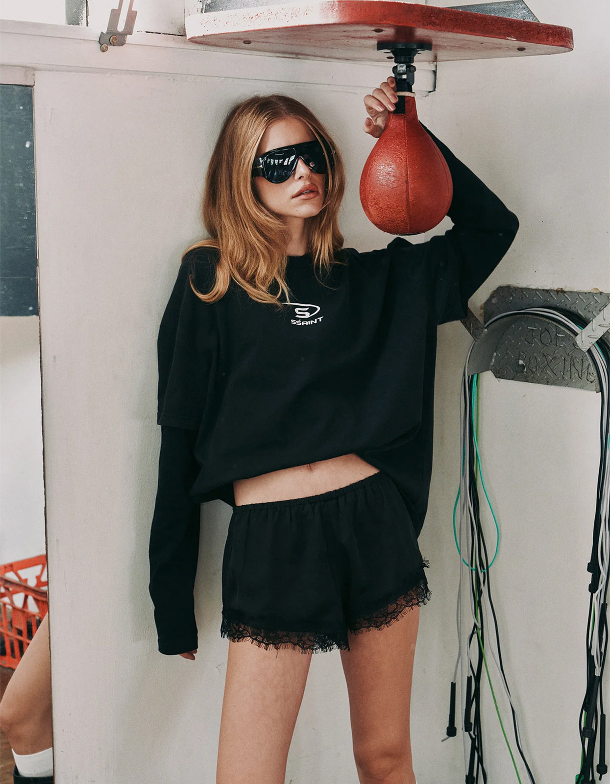 Round One Layered Tee - Vintage Black