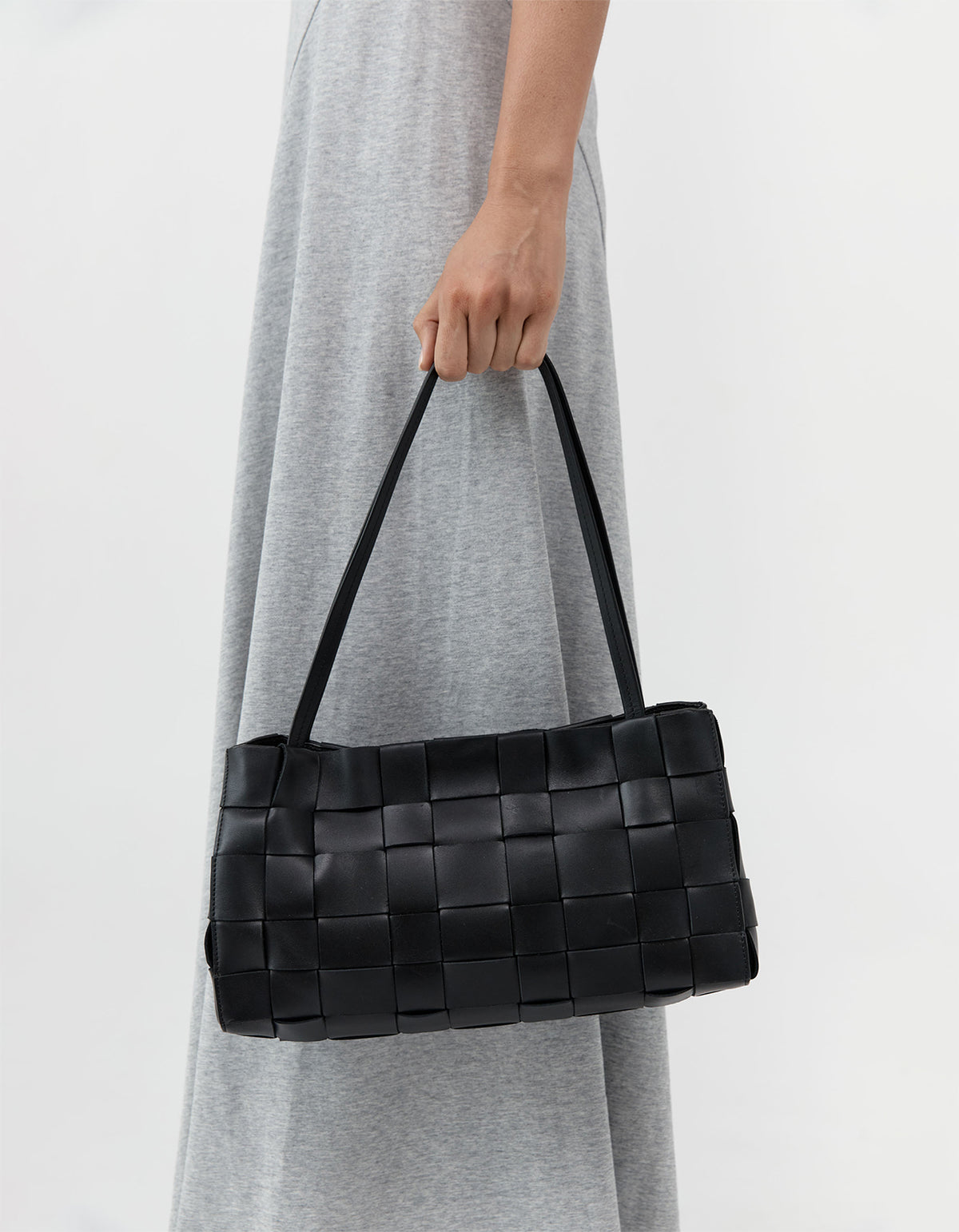 Slim Woven Tote Bag - Black