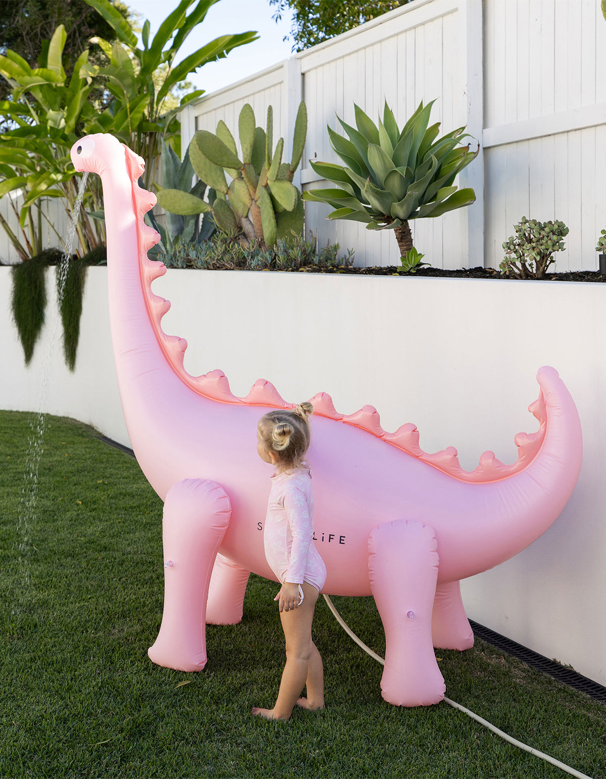 Dino Giant Sprinkler - Into The Wild Pink