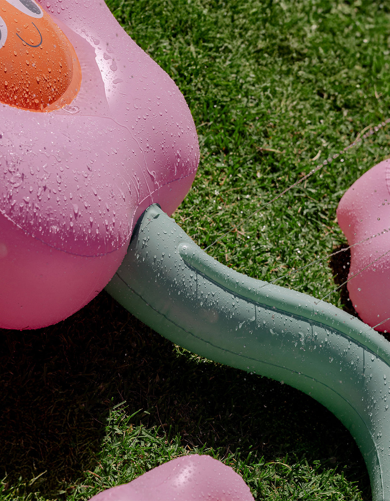 Inflatable Sprinkler - Poppy The Peach