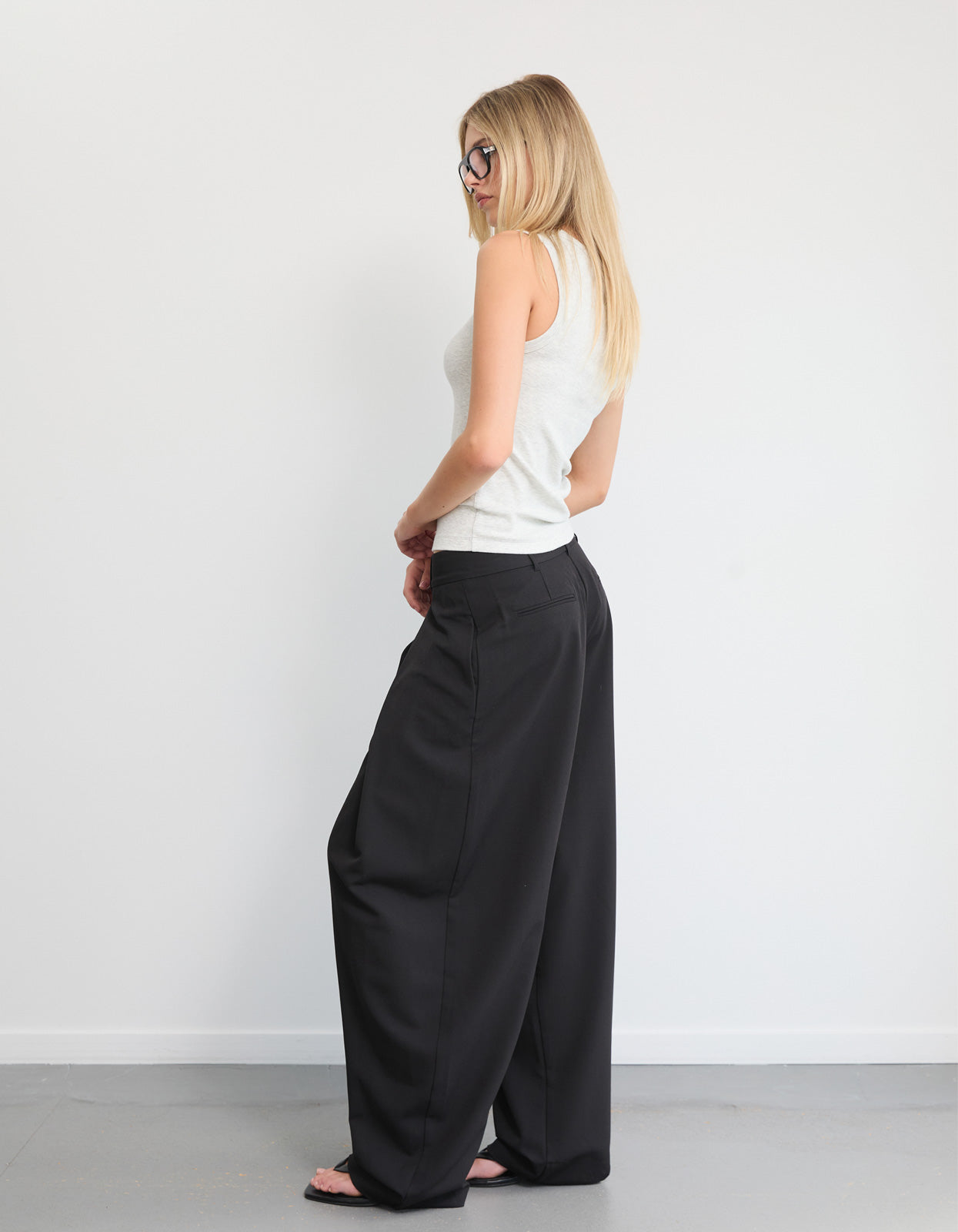 Theo Pant - Black