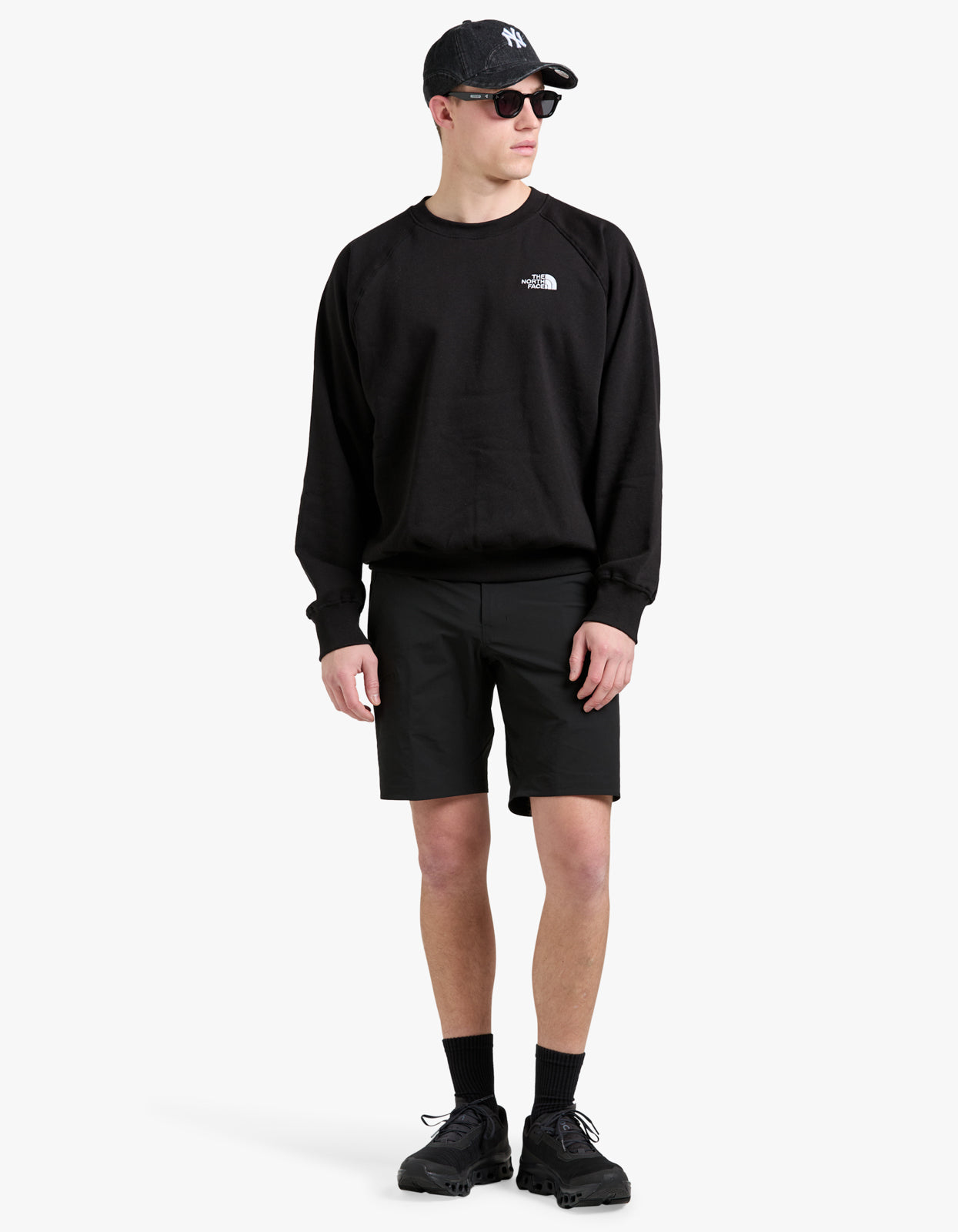 Evolution Crewneck Sweat - TNF Black/TNF White