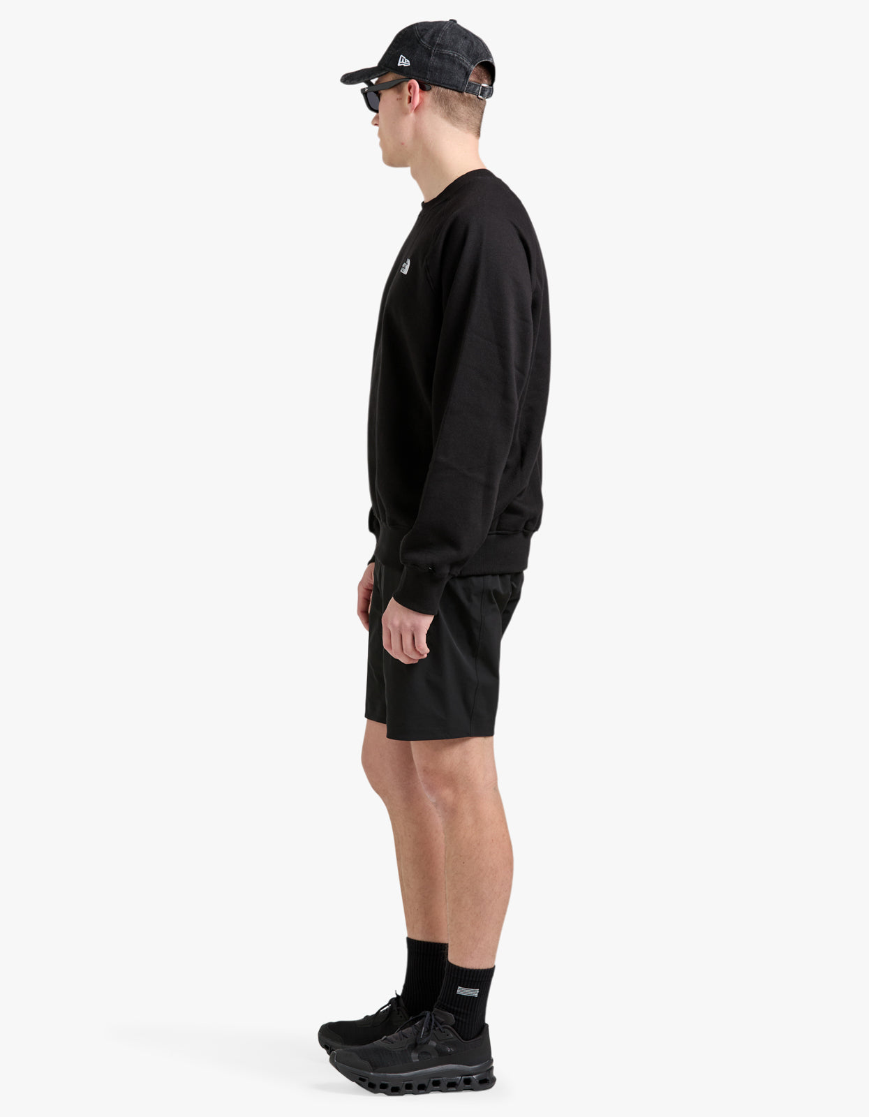 Evolution Crewneck Sweat - TNF Black/TNF White