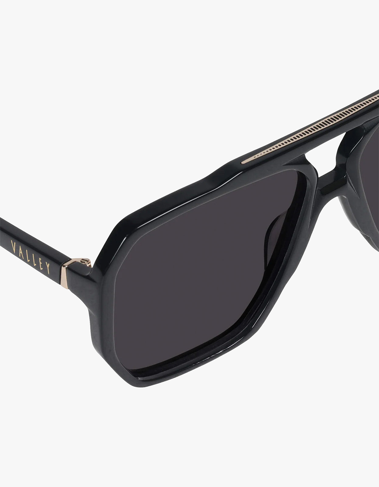 Rodeo Sunglasses - Gloss Black With Gold Metal /Black