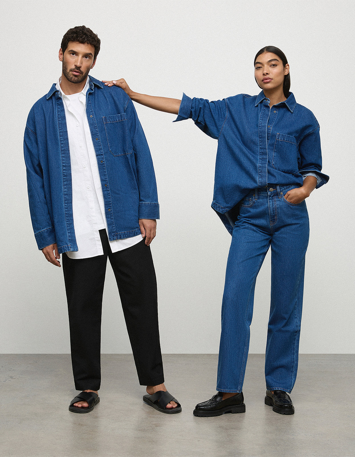 The Ari Overshirt - Mid-Blue