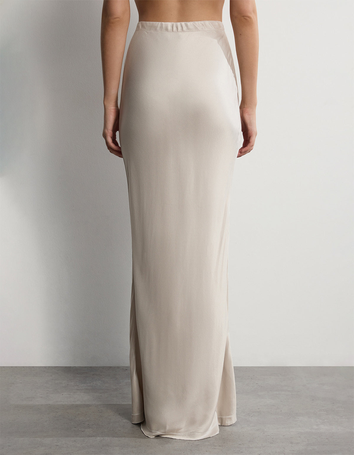 The Noa Skirt - Nude
