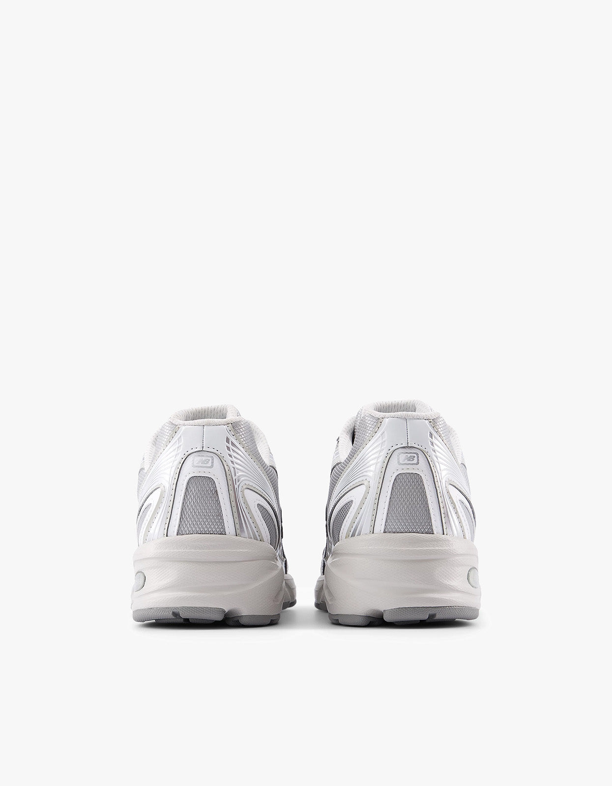 Womens 740 - Metallic Silver / Metallic Silver