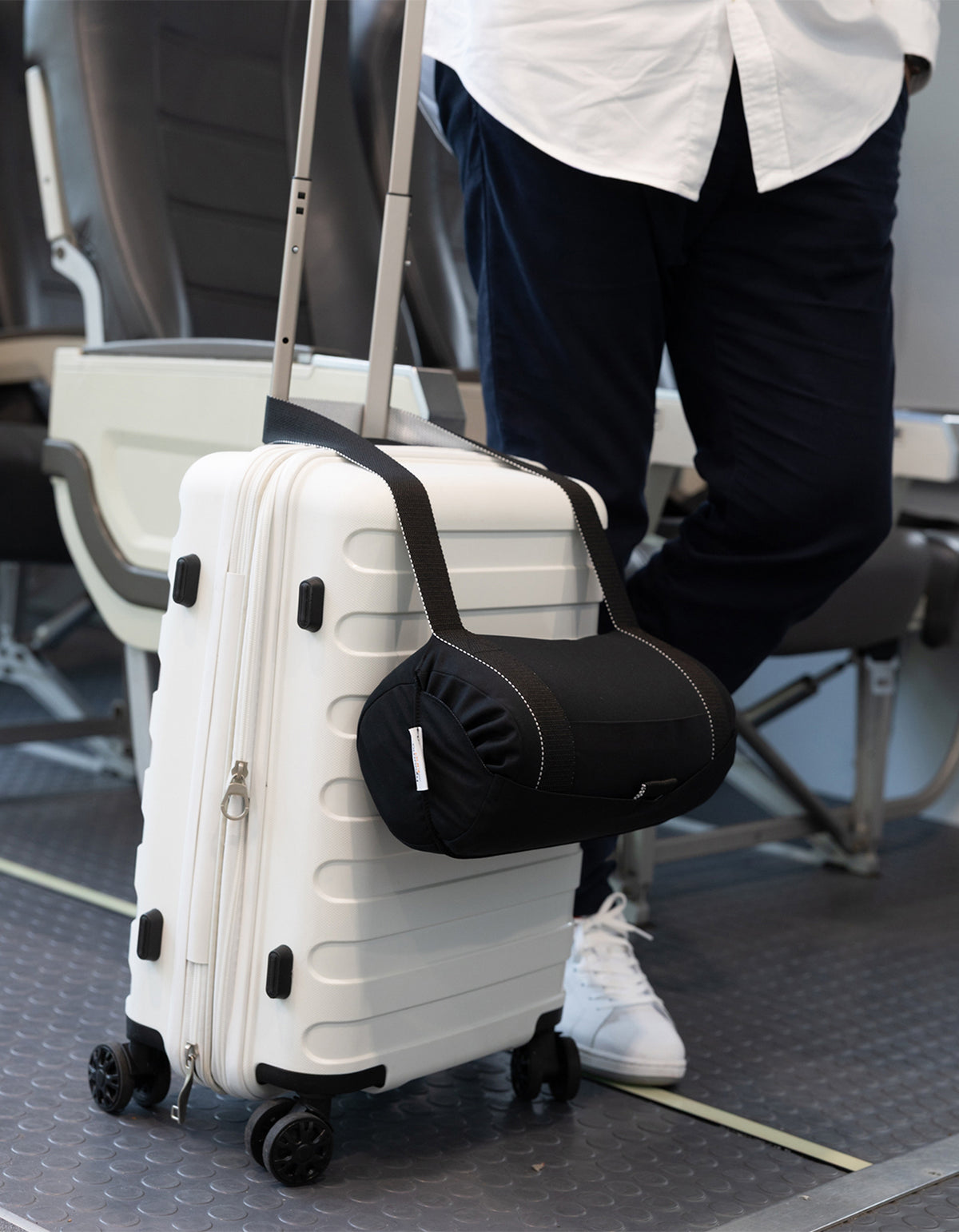 Everywhere Pillow Travel Edition - Apple Green