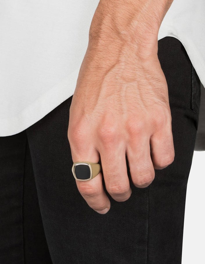 Vaurus Ring Gold Plated/Black Onyx – Superette - Main Image